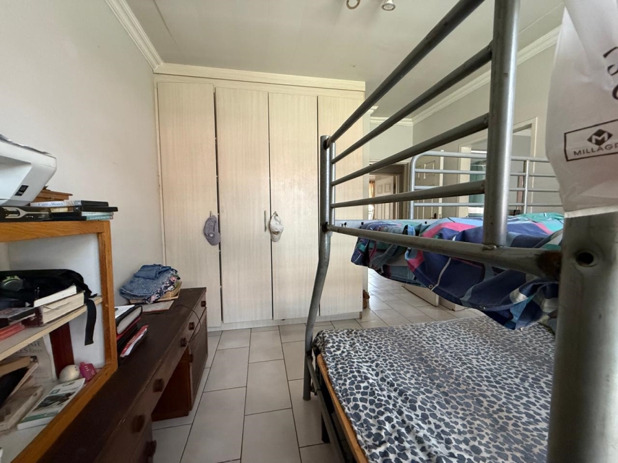 2 Bedroom Property for Sale in Waterval East North West